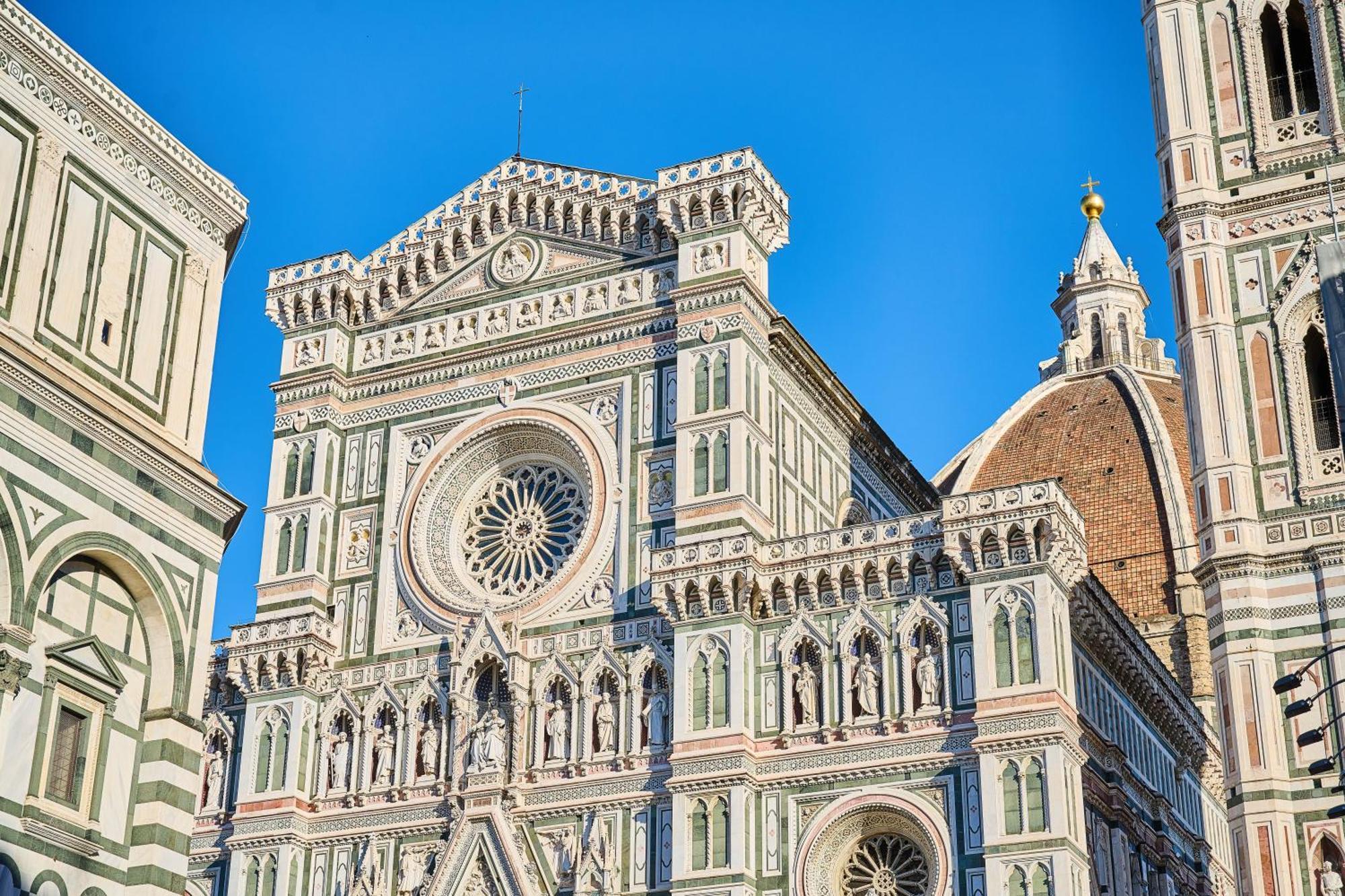 Duomo Luxury Pensión *